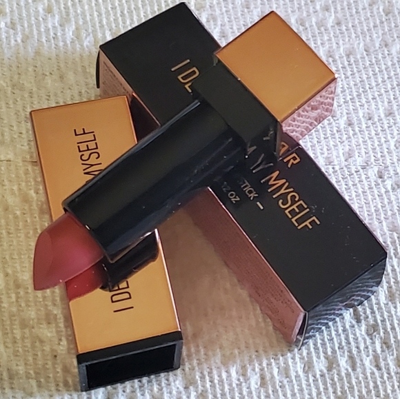 RealHer  - "I Define Beauty Myself" (Dusty Pink) - Picture 4 of 5